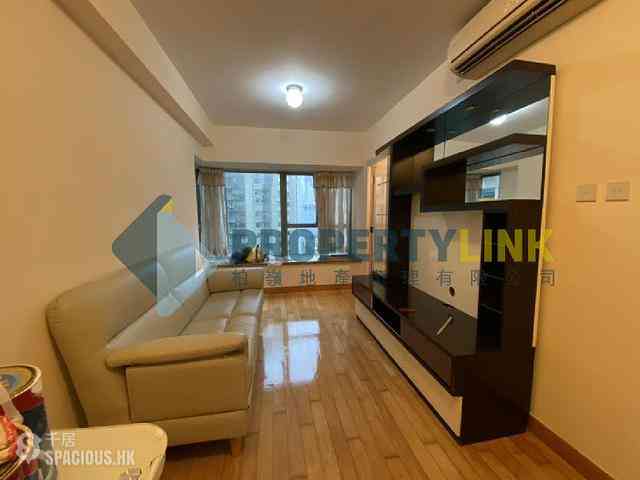 Sheung Wan - Queen's Terrace 02