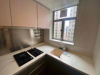Sai Ying Pun - Island Crest 04