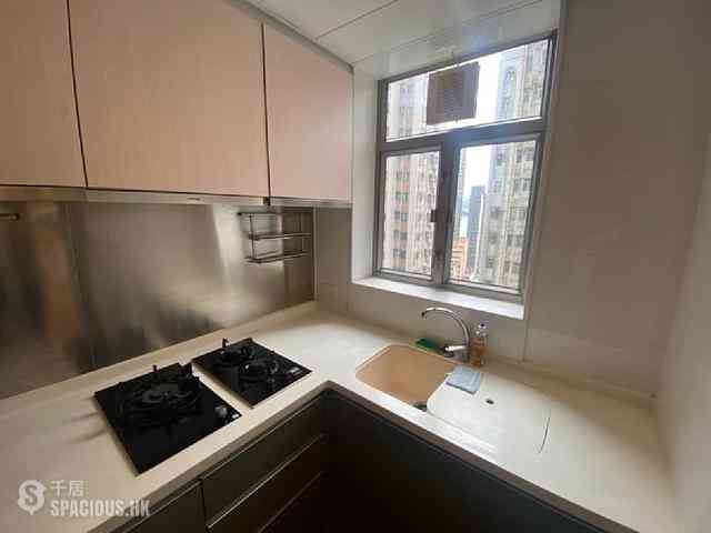 Sai Ying Pun - Island Crest 04