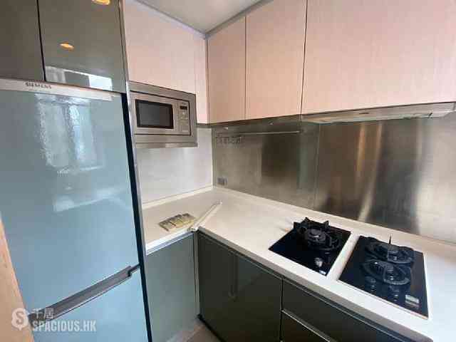 Sai Ying Pun - Island Crest 05