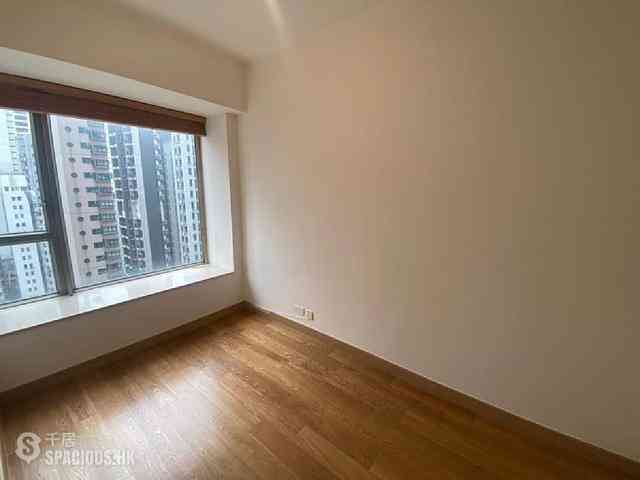 Sai Ying Pun - Island Crest 07