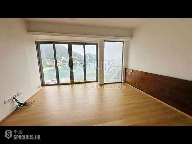 Repulse Bay - The Beachfront 12