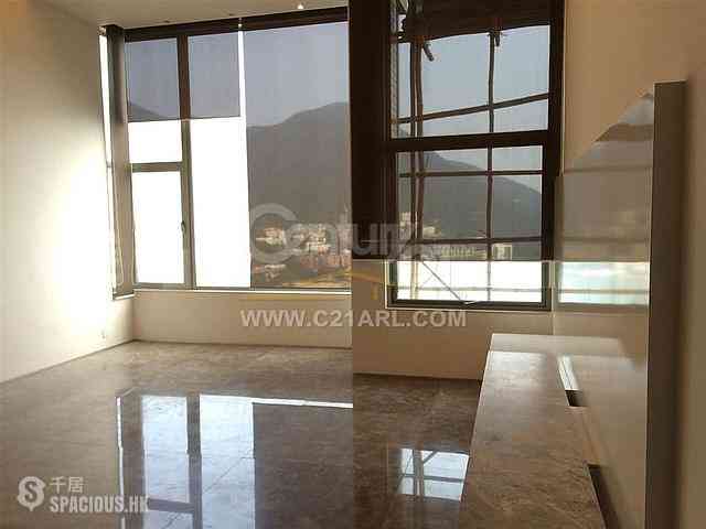 Repulse Bay - The Beachfront 16