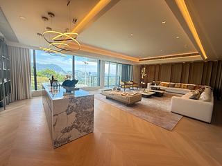 Beacon Hill - Mont Verra 03
