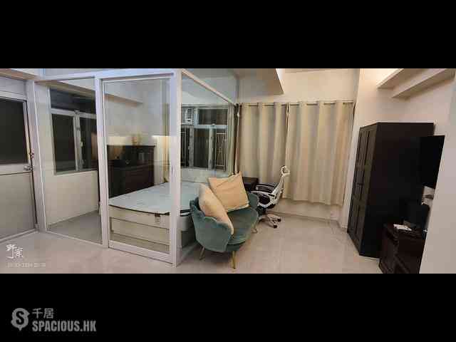 Sheung Wan - Kam Fung Building 04
