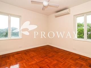 Chung Hom Kok - Villa Piubello 05