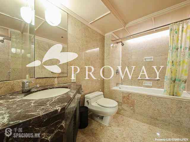Wan Chai - Convention Plaza Apartments 08