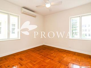 Chung Hom Kok - Villa Piubello 07