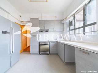 The Peak - Vivian Court 10