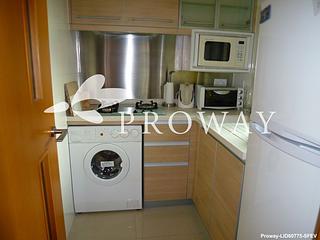 Wan Chai - The Zenith 07