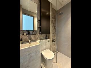 Quarry Bay - Finnie 06