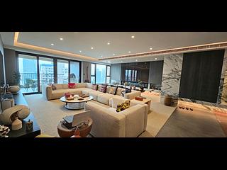 Mid Levels Central - Grenville House Block EF 15