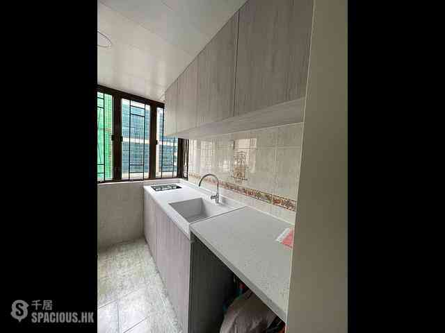 Causeway Bay - Kui Lee Building 01