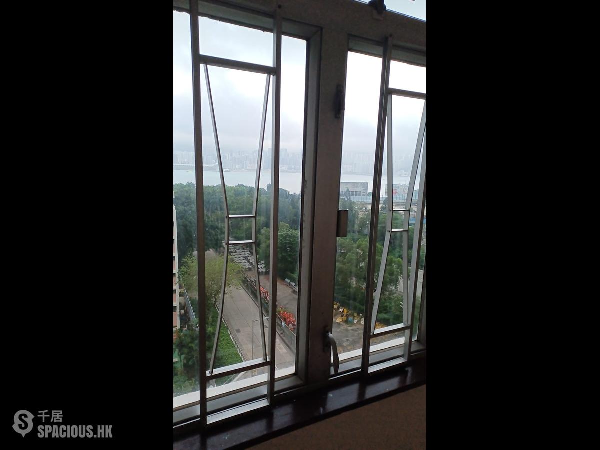Quarry Bay - Riviera Mansion 01