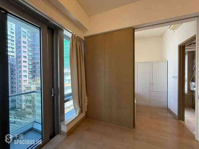 Sai Wan Ho - Island Residence 06