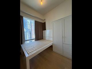 Sai Wan Ho - Island Residence 08