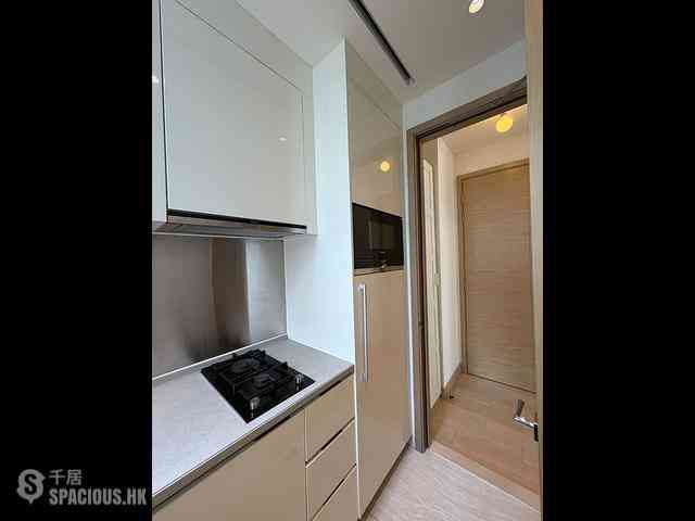 Sai Wan Ho - Island Residence 12