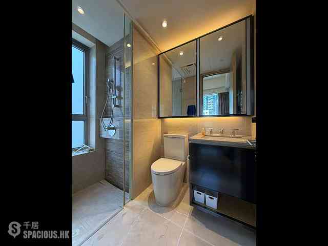 Sai Wan Ho - Island Residence 15