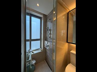 Sai Wan Ho - Island Residence 16