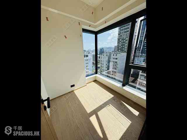 Jordan - Topside Residences 08