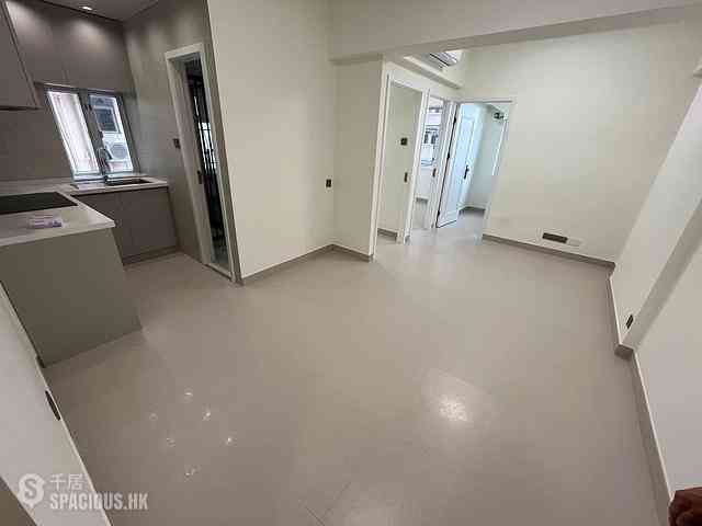 Sai Ying Pun - Yuet Sum Mansion 01