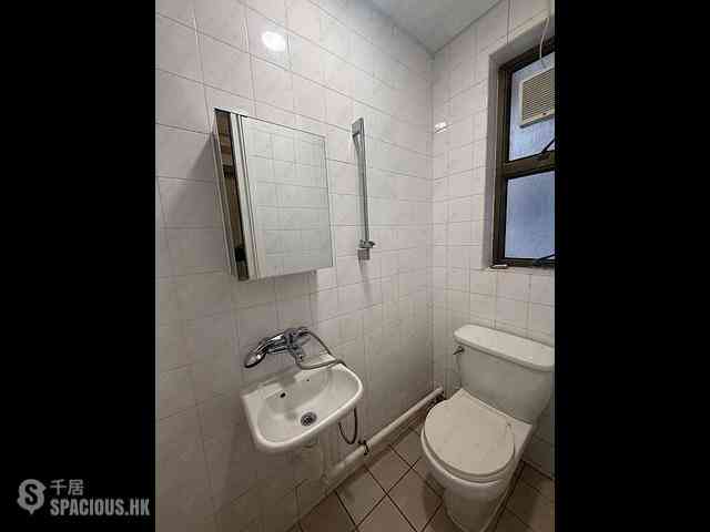 Shek Tong Tsui - The Belcher's Phase 2 Block 8 11