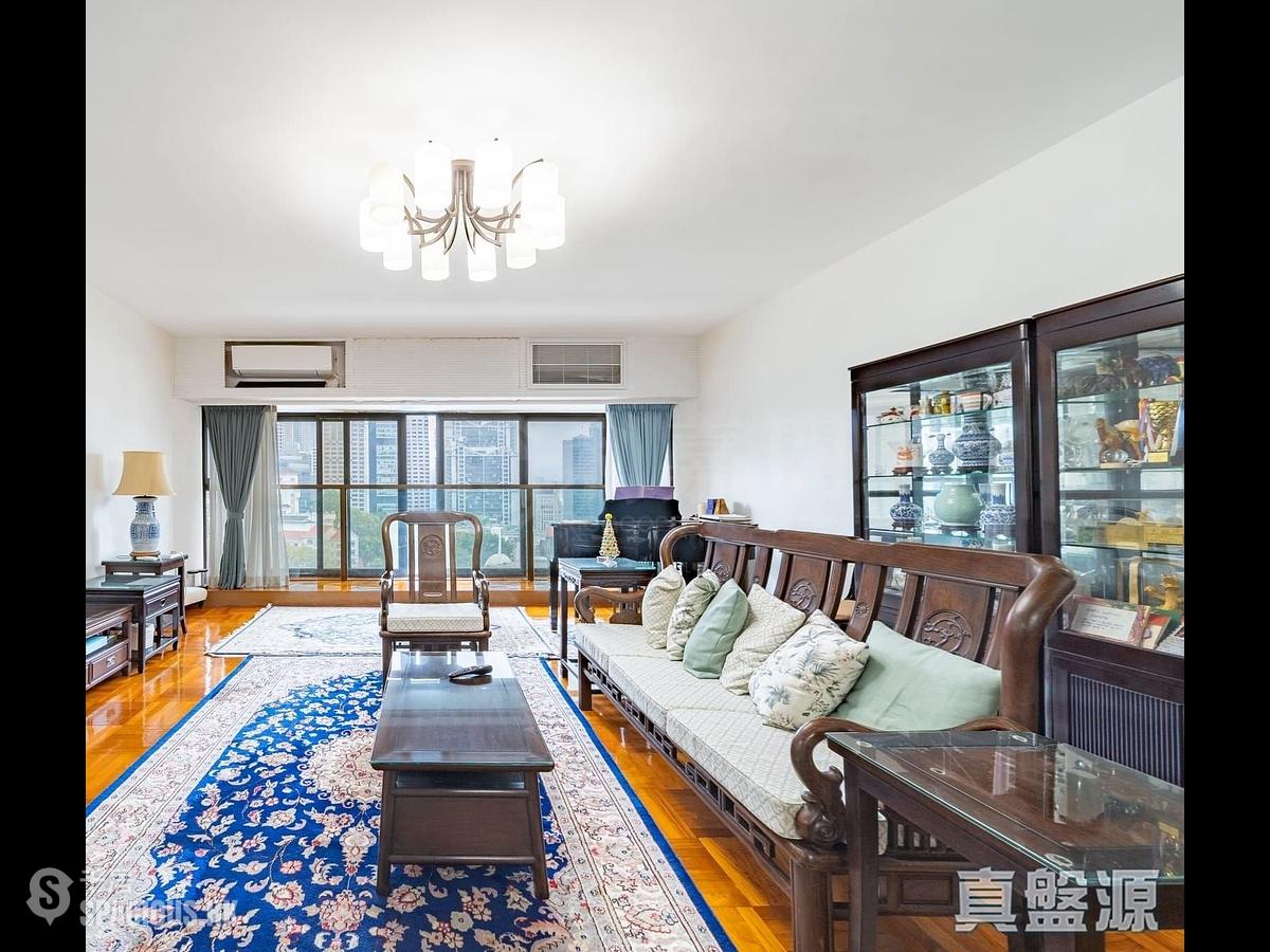 Mid Levels Central - Kennedy Heights 01