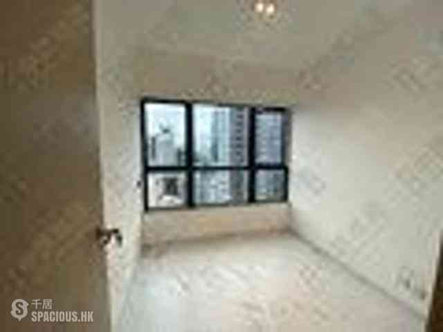 Sheung Wan - The Bellevue Place 06