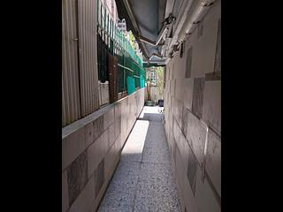 North Point - Chaton House 02