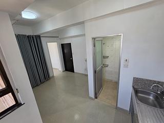 Sai Ying Pun - Good Times Building 02