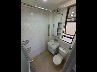 Sai Ying Pun - Good Times Building 08
