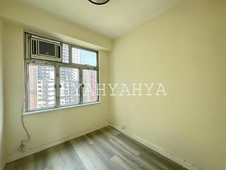 Soho - Ying Pont Building 03