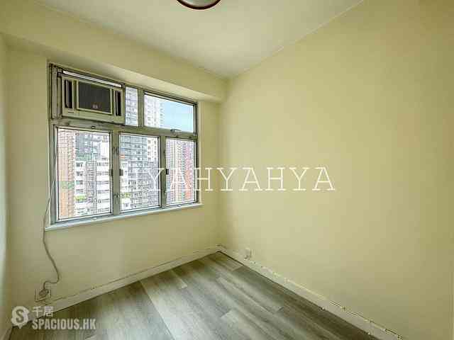 Soho - Ying Pont Building 03