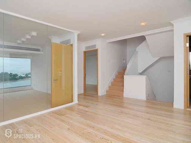 Chung Hom Kok - Pinewaver Villas 03