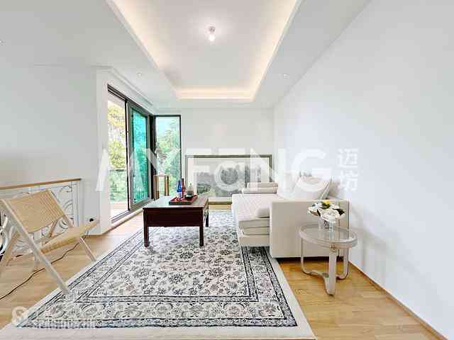The Peak - Kellett House 05