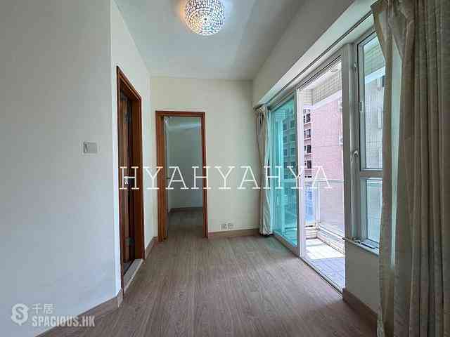 Sai Ying Pun - Reading Place 01