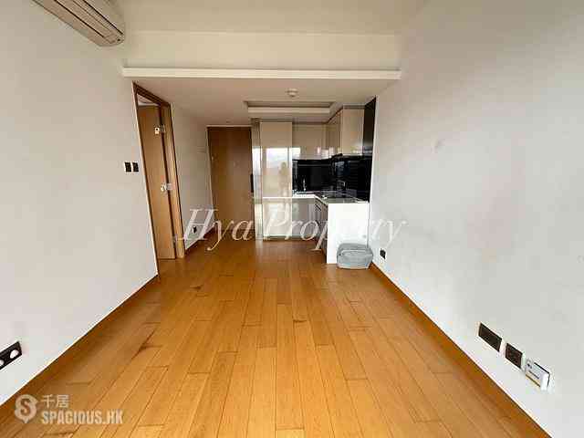 Sai Ying Pun - The Nova 02