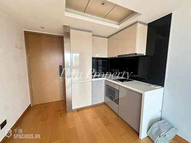 Sai Ying Pun - The Nova 03