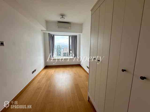 Sai Ying Pun - The Nova 04