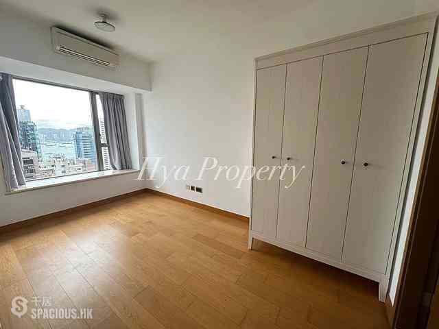 Sai Ying Pun - The Nova 05