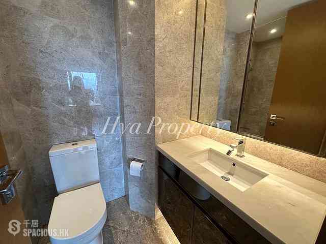 Sai Ying Pun - The Nova 07