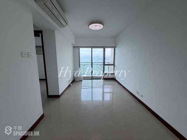 Kennedy Town - The Merton 02