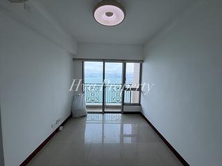 Kennedy Town - The Merton 03