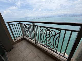 Kennedy Town - The Merton 12