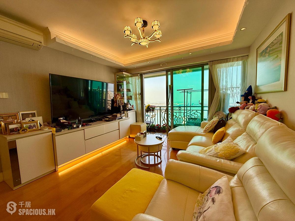 Tung Chung - Caribbean Coast Phase 4 Crystal Cove Tower 15 01