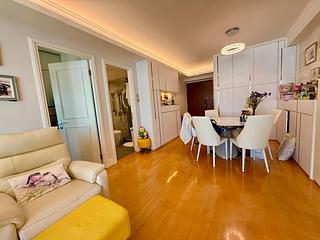 Tung Chung - Caribbean Coast Phase 4 Crystal Cove Tower 15 02