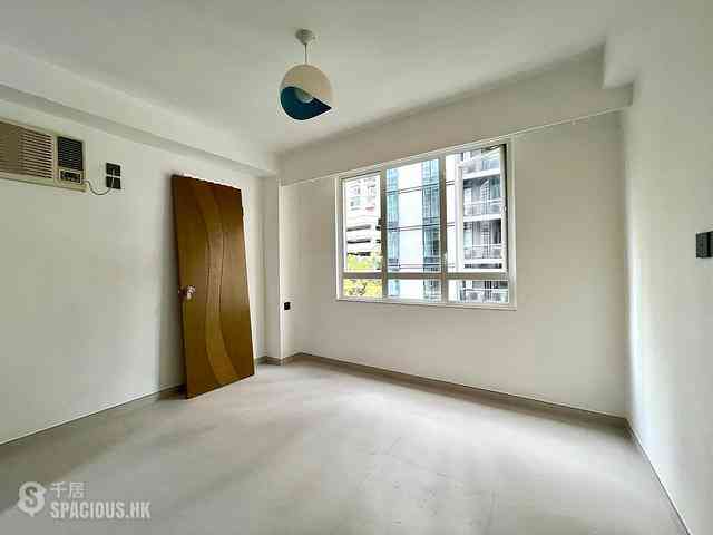 Wan Chai - Phoenix Court 02