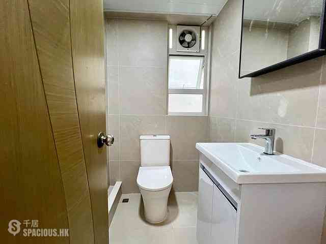 Wan Chai - Phoenix Court 06