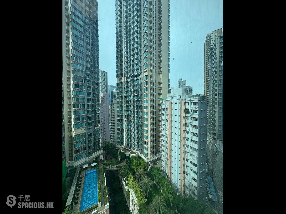 Wan Chai - The Avenue Phase 2 Block 2 01