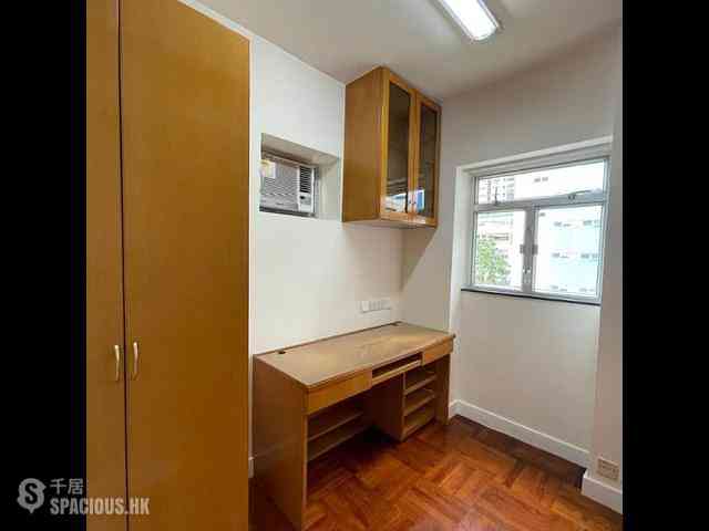Wan Chai - Manrich Court 01